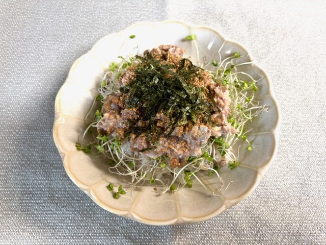 サバ納豆丼