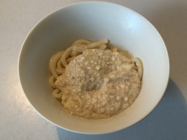 ごまだれ豆腐をかける