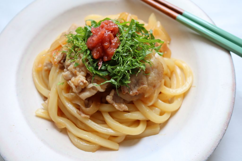 「さっぱりなのにハマる」夏バテ対策に！梅しそ朝ごはんレシピ3選