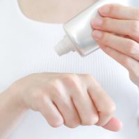 梅雨でも油断禁物！朝の「UVメイク」基本ルール3つ