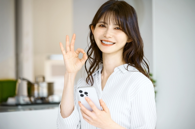 笑顔の女性