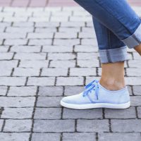 「徒歩約10分」を5単語の英語で言うと？