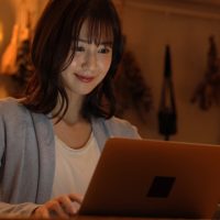 英語「night owl」の意味って？