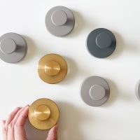 ここに引っ掛けたい…が叶う！しかもおしゃれ♪「Ordre（オルドル）強力吸着真空フック」