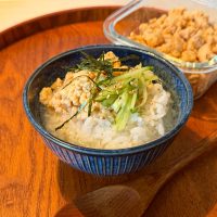 作り置きでラクする！暑い季節に「肉味噌冷や茶漬け」