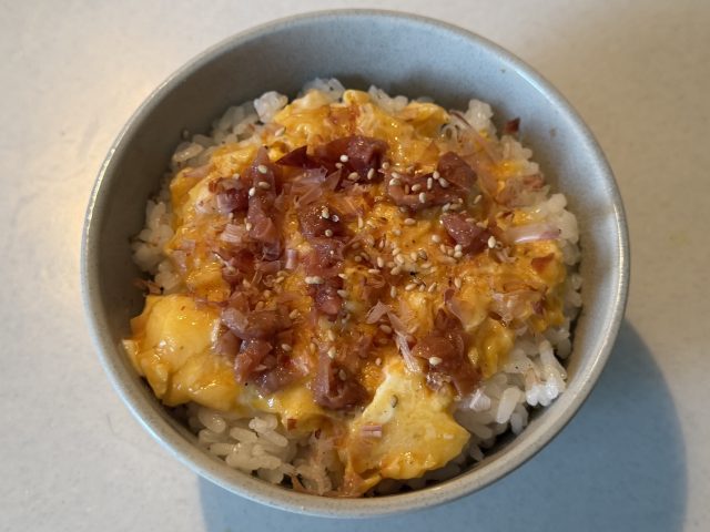 梅たまご丼