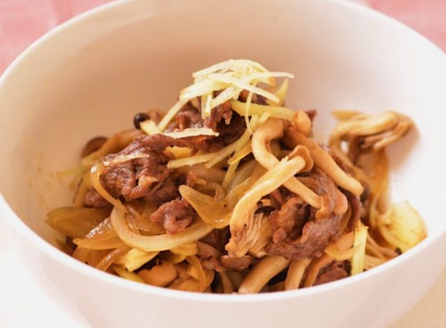 野菜たっぷりのヘルシー牛丼風