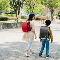 英語「run into」の意味って？