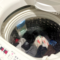 夏の朝がラクになる！掃除のプロが10年以上続ける「夜洗濯」のメリット3つ