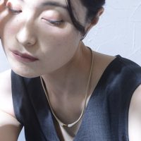 バレない磁気ネックレス!?アクセ感覚で首こり肩こりをケア「MAGSLIM（マグスリム）」