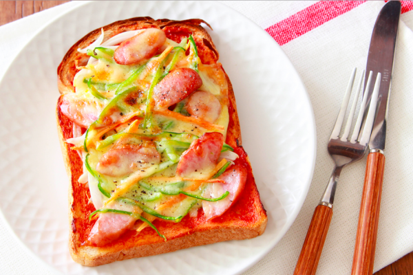 ナポリタントースト