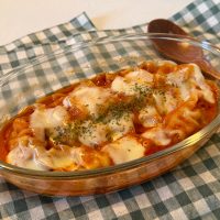 冷凍餃子でラザニア風に！レンジで作る節約朝ごはん