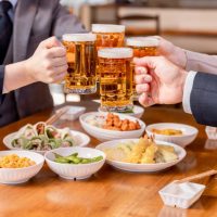 「活気がある」を1単語の英語で言うと？