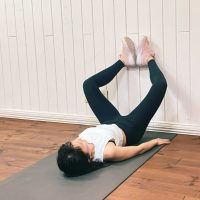 股関節をほぐしてすっきり！朝にできる「簡単ストレッチ」3つ