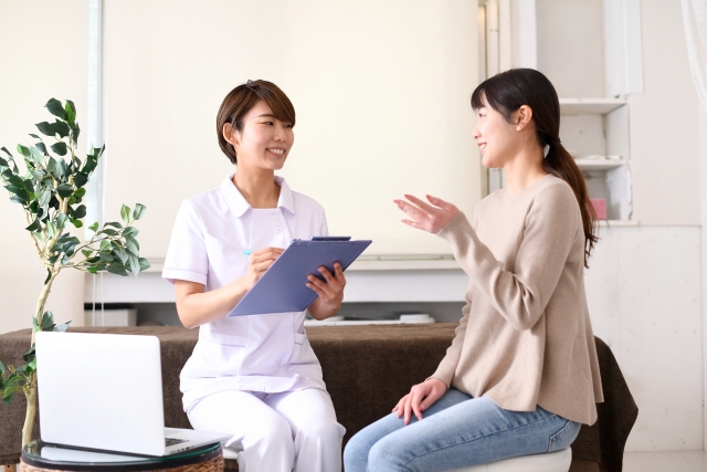 看護師と患者