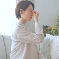 疲れ目・目元の老け見えに！朝にできる簡単ケア3つ