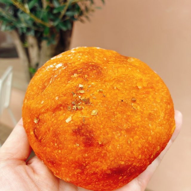 トマト塩パン