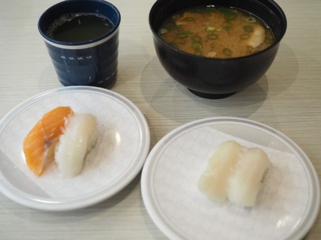 寿司と味噌汁