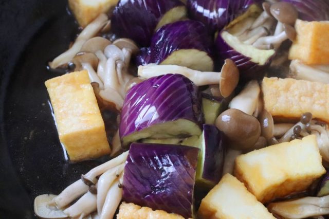 茄子や厚揚げ