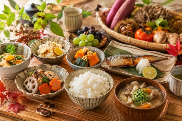 秋の食卓