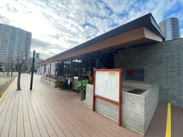 カフェ外観