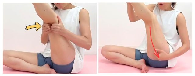 ひざ裏から太ももの裏側へ向かって流す様子