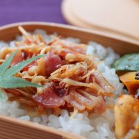 秋のお弁当に大活躍！ご飯に合う「きのこ」作り置きレシピ3選