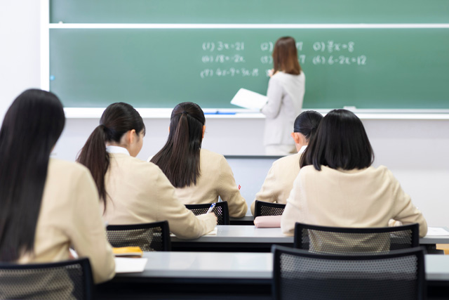 制服　生徒　学生