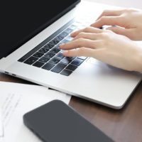 “やりたいこと”は朝にやる！仕事・学び・発信を続ける4人の早起き習慣