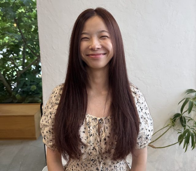 ロングヘアの女性