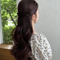 「ただ結んだだけ」に見せない！大人のハーフアップ基本ルール