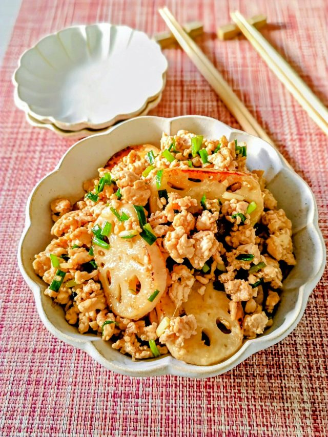 レンコンと鶏ひき肉のスタミナ炒め