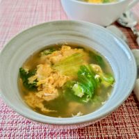 5分で完成！「レタス卵スープ」で朝ごはん。リゾットアレンジも！