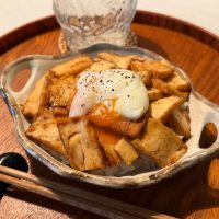 約なのに大満足！隠し味が決め手の「厚揚げ甘辛丼」