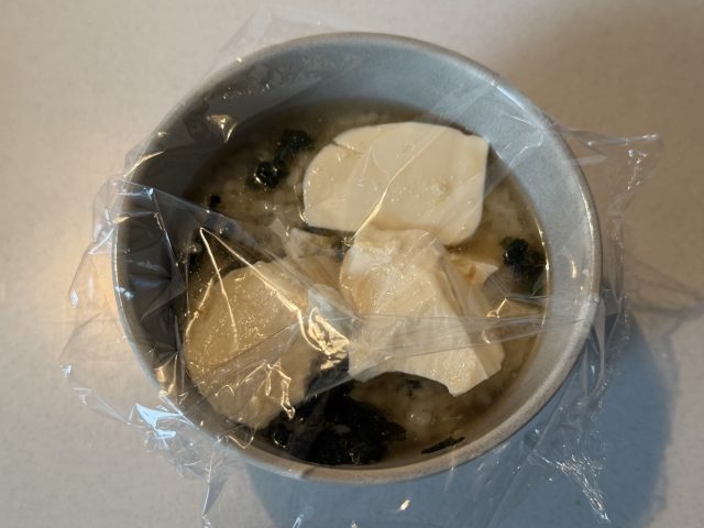 ラップをした器