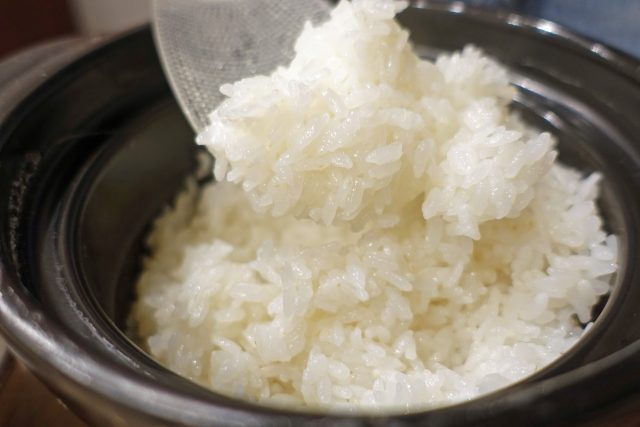 炊き立てご飯