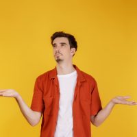【be動詞の否定文】英語「I’m not into it」の意味って？