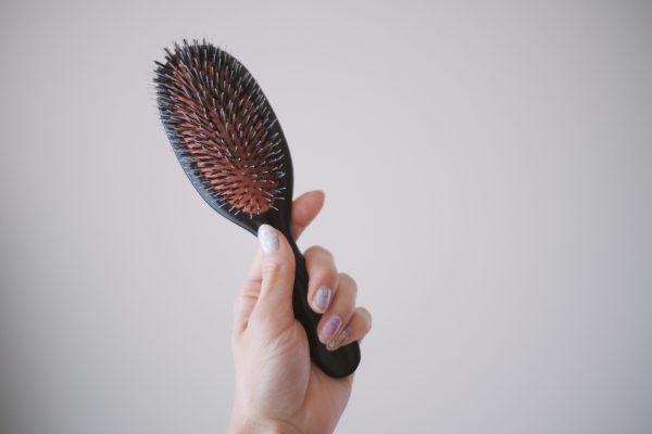 ヘアブラシ
