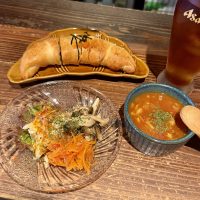 【大阪・阿倍野】塩パンが絶品！パンに合うつまみも楽しめるBarモーニング@Bakery Kitchen aioi