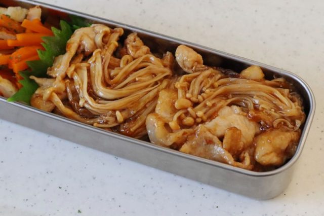 主菜の生姜焼き