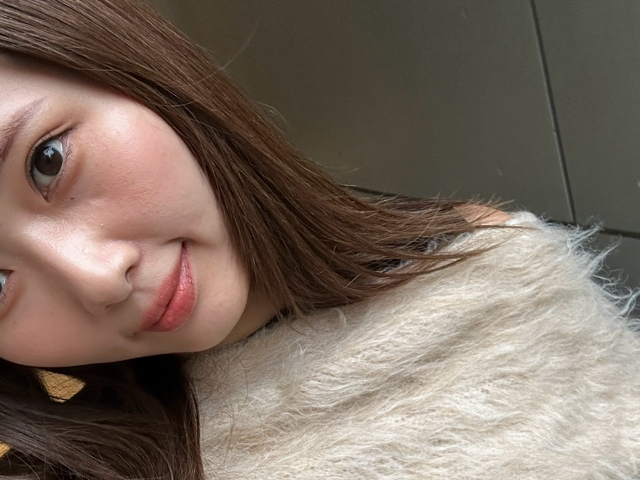つや肌の女性
